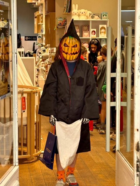 Halloween Came Early to Lyon’s 6th Arrondissement!